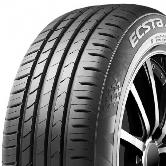 Kumho Ecsta HS51 215/55 R 18 95H